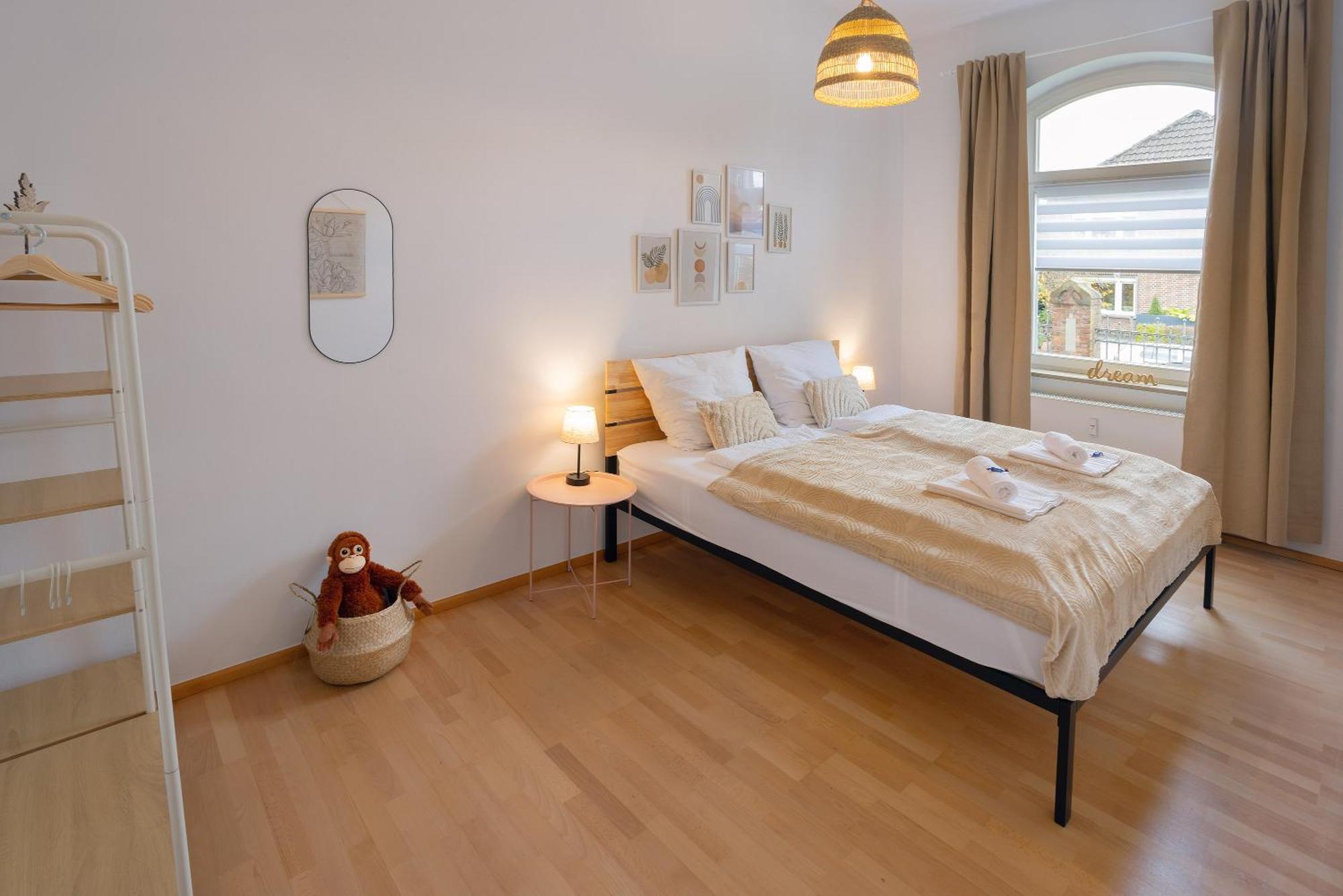 Stilvoll & Historisch I Kingbetten+kueche+parkplatz Appartement *